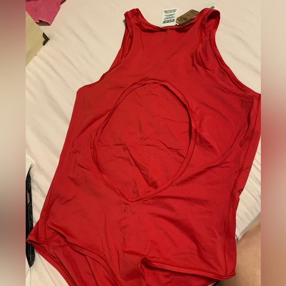 brand new victoria‎ secret/pink body suit never used